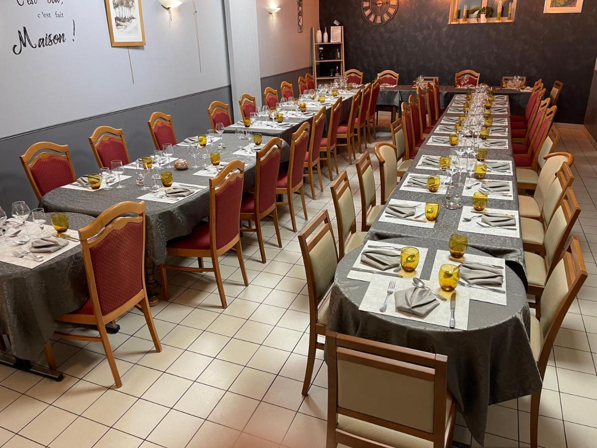 Auberge Du Cheval Blanc Beaumont-Pied-de-Boeuf (Sarthe) Exterior foto